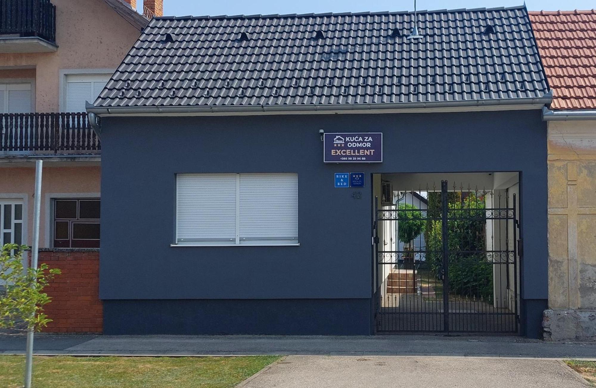 Apartman Excellent - Kuca Za Odmor U Zupanji -Natkriveno Parkirno Mjesto Zupanja Exterior photo